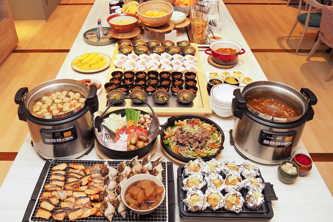 朝食